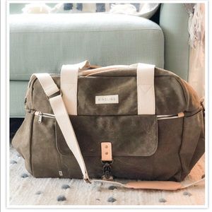 Birdling Weekender Bag, army green. Gently used.